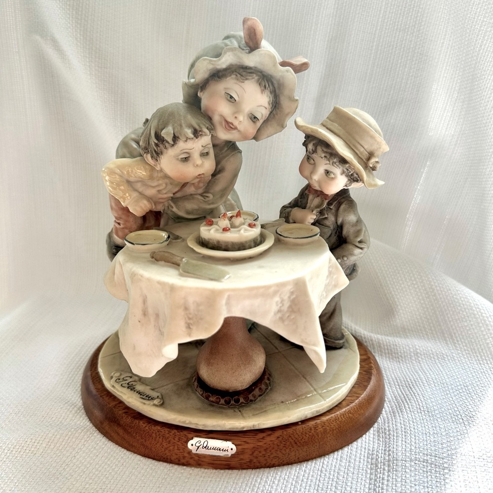 Giuseppe Armani Capodimonte 9 inch sculpture boys birthday